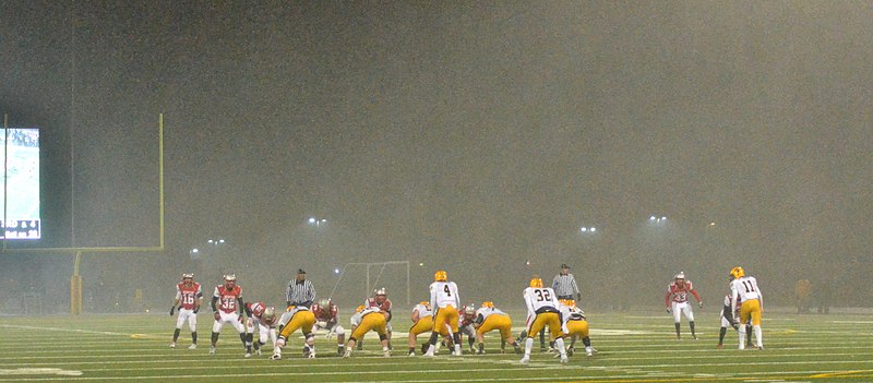 File:Mentor Cardinals vs. St. Ignatius Wildcats (11043570735).jpg