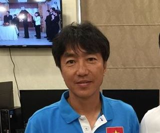 <span class="mw-page-title-main">Toshiya Miura</span> Japanese footballer and manager