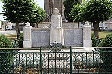 Le monument aux morts municipal d'Ibos.