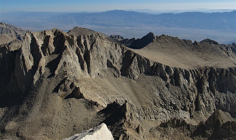 File:Mts. Russell and Carillon.jpg