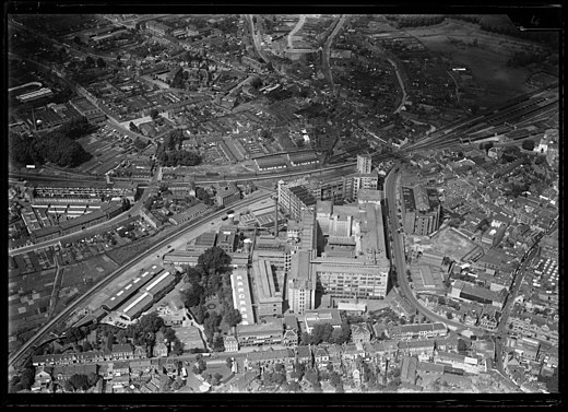 Luchtfoto van de Philips fabrieken (1920-1940), Nederlands Instituut voor Militaire Historie.