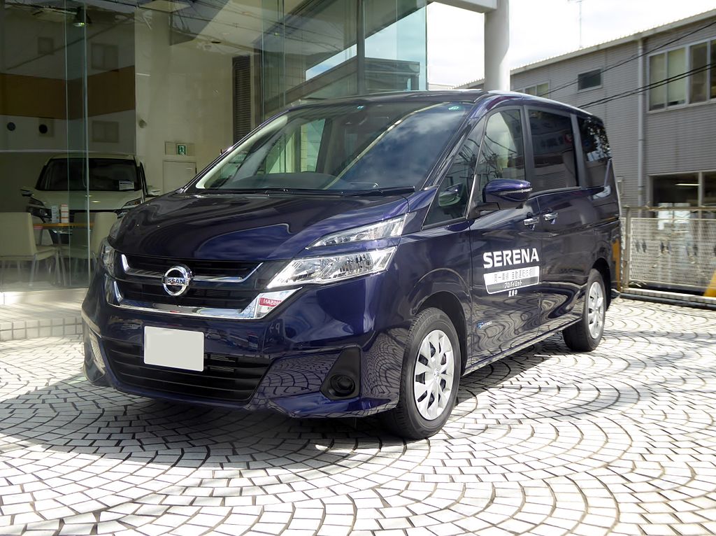 ファイル:Nissan SERENA X (DAA-GC27).jpg - Wikipedia