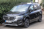 File:2018 Nissan Qashqai (J11) ST wagon (2018-08-06).jpg - Wikipedia