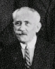 Paul Langevin en 1930, à la 6e conférence Solvay de physique