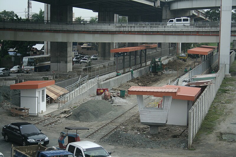 File:PNR Bonifacio-Villamor under construction.jpg