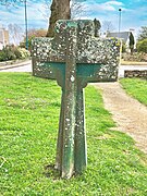 Arrière d’un panneau Michelin à Pleuven dans le Finistère.