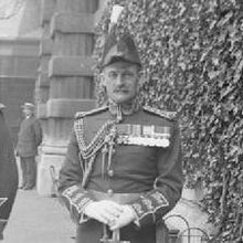 Paul Kenna VC IWM Q66151 (изрязан) .jpg