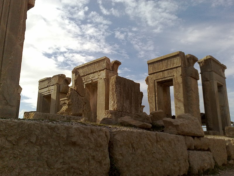 File:Persepolis 2009 (3).jpg