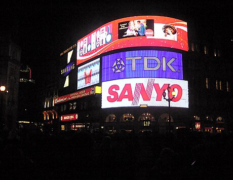 File:Piccadilly-Circus-Publicité-Nuit.jpg