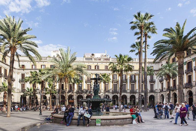 File:Plaça Reial in Barcelona.jpg