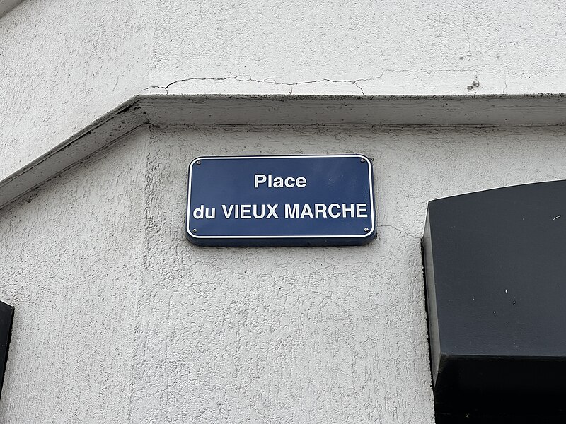 File:Plaque Place Vieux Marché - Rouen (FR76) - 2021-11-14 - 2.jpg