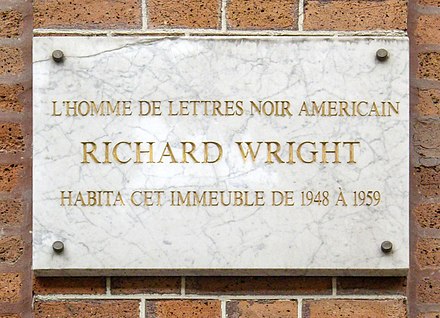 Plaque commemorating Wright's residence in Paris, at 14, rue Monsieur le Prince.