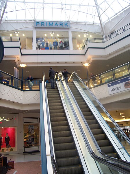 File:Primark in the Cornmill Centre, Darlington.jpg