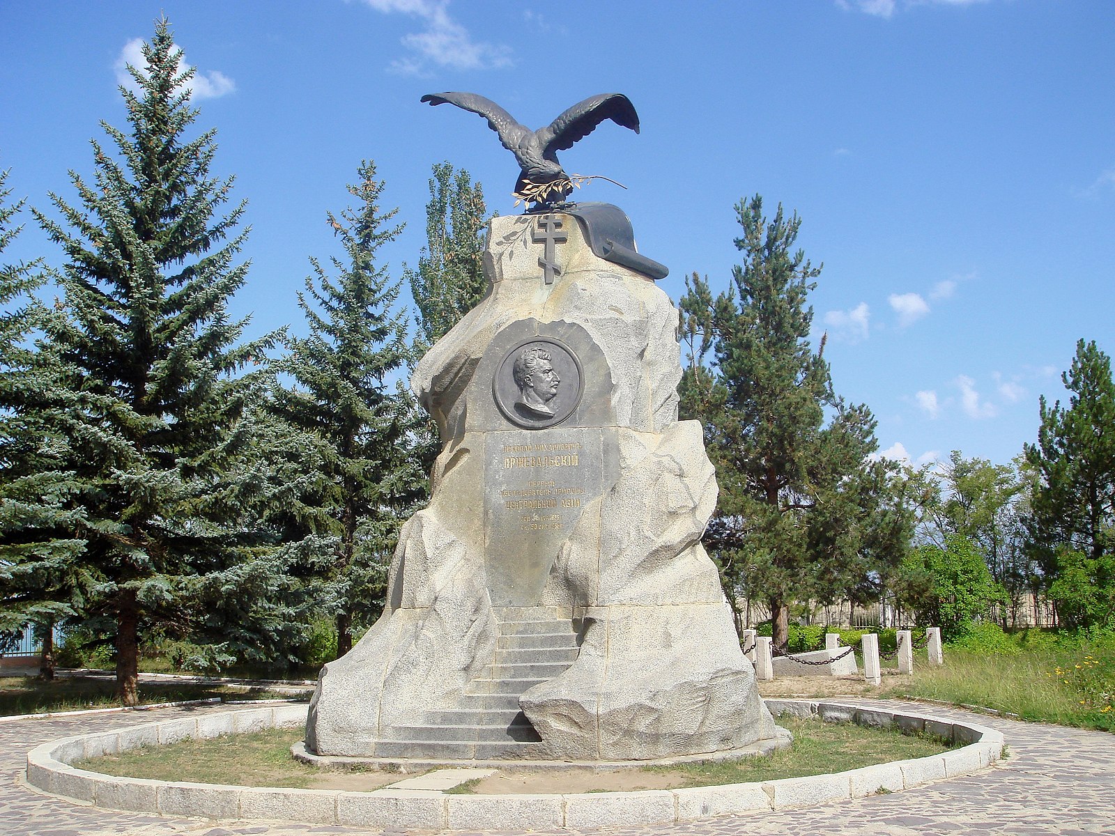 памятник лошади пржевальского в санкт петербурге