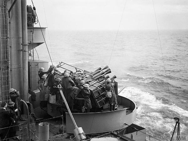 Octuple '"pom-pom" gunnery training, October 1940