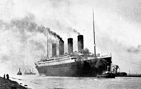 Fail:RMS_Titanic_sea_trials_April_2,_1912_(cropped).jpg