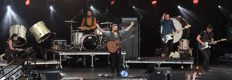 File:Rend Collective, Big Church Day Out, 2017.jpg