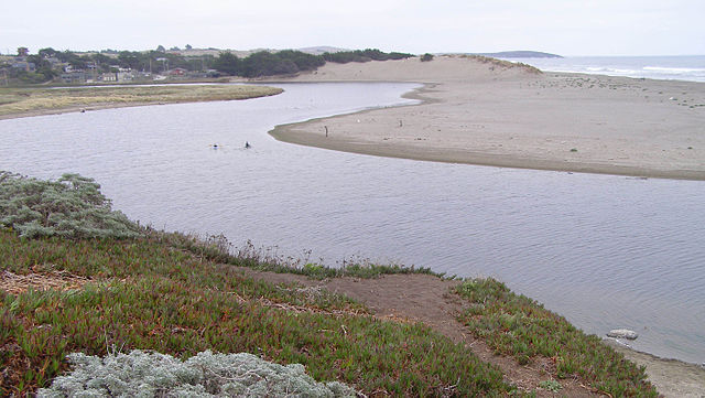 File:Russianmouthlookingsouthtogrbeach.jpg