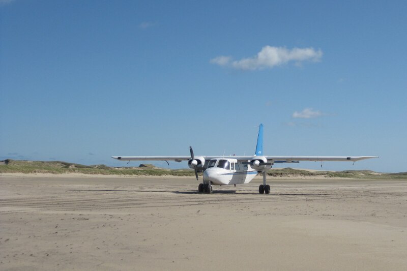 File:Sable Aviation Islander on Sable.jpg