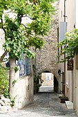 Un callejón en Saint-Cannat