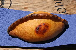 <span class="mw-page-title-main">Salteña</span> Bolivian meat pastry