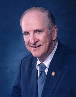 Sam Johnson, official 109th Congress photo.jpg
