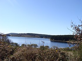 Lac de Vézoles makalesinin açıklayıcı görüntüsü