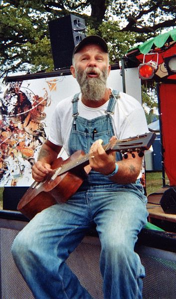 File:SeasickSteve 2.jpg