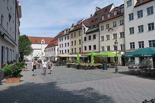 Sebastiansplatz in München