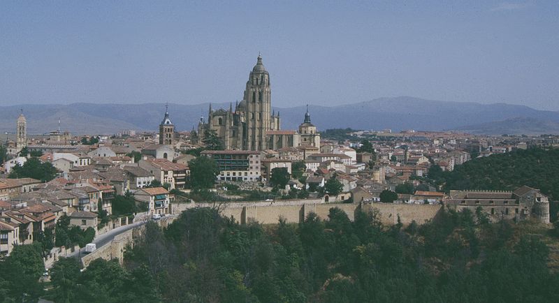 File:SegoviaAnsicht.jpg