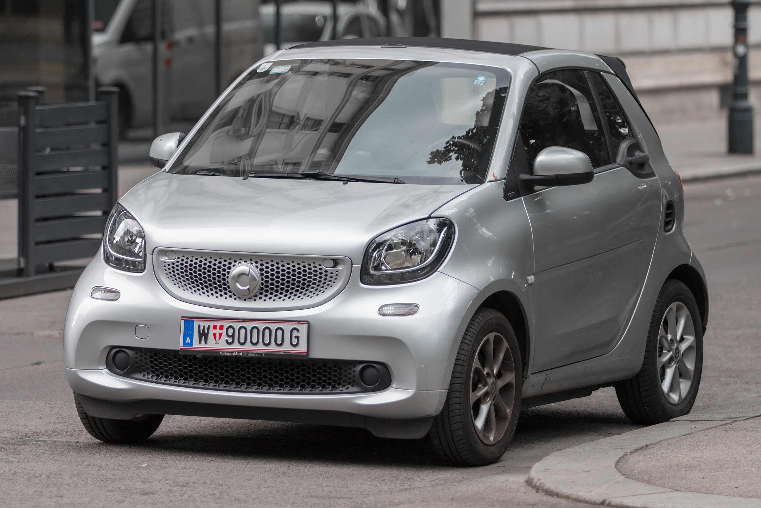 File:Smart Fortwo W 453 Wien 26 July 2020 JM (1).jpg - Wikimedia Commons