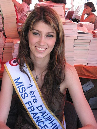 <span class="mw-page-title-main">Sophie Vouzelaud</span> French model (born 1987)