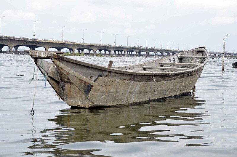 File:Standby canoe.jpg