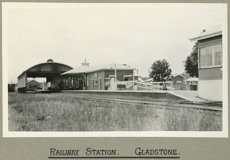 File:StateLibQld 1 242472 Gladstone Railway Station, Queensland, 1924.jpg