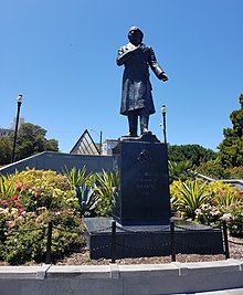 Statue of Miguel Hidalgo from Dolores Park.jpg