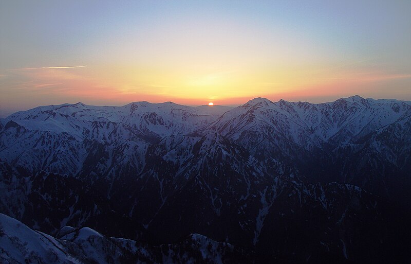 File:Sunset and Mount Washiba from Mount Otensho 2004-05-01.JPG