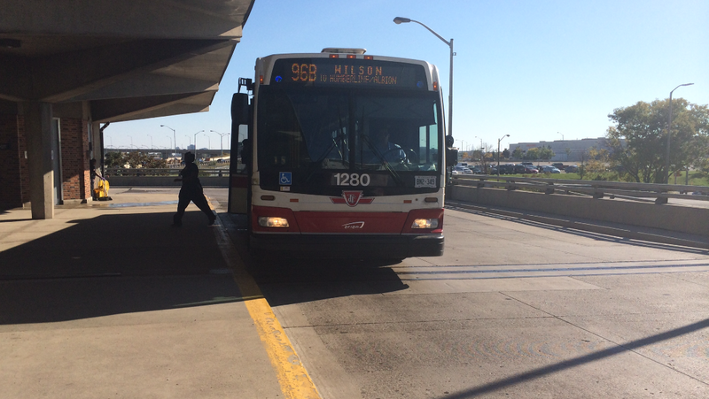 File:TTC Orion VII NG HEV 1280 on Route 96 Wilson.PNG