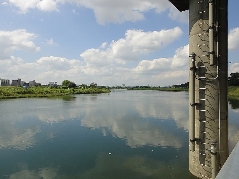 File:Tama river - panoramio (1).jpg