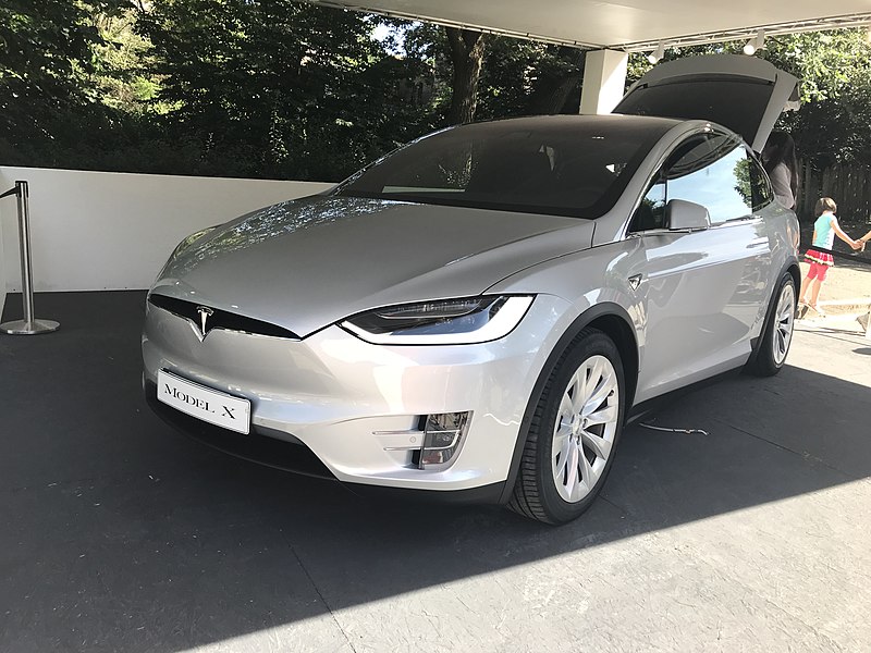 File:Tesla Model X Torino 2018.jpg
