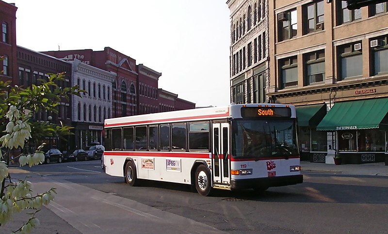 File:The Bus Rutland (cropped).jpg