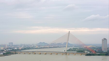 Tập_tin:Trần_Thị_Lý_Bridge_at_daytime.jpg