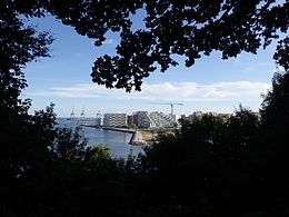 View of Aarhus Docklands from Riis Skov (September 2016)