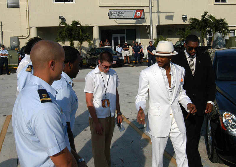 File:Usher Miami.jpg