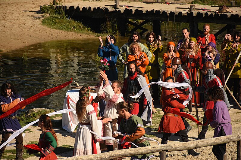File:Vikings 06 - Wedding Celebrations 1.jpg