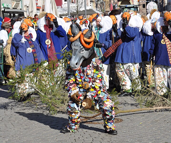 File:Villingen Fasnet Hist2011 069.jpg