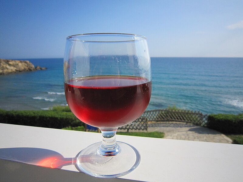 File:Vin rosé de Crète.jpg