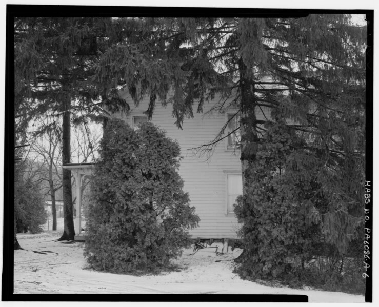 File:Walker Farmstead, Farmhouse, West side of U.S. Route 522 at intersection with T-373, .3 mile south of Shirleysburg borough line, Shirleysburg, Huntingdon County, PA HABS PA,31-SHIR.V,1A-6.tif