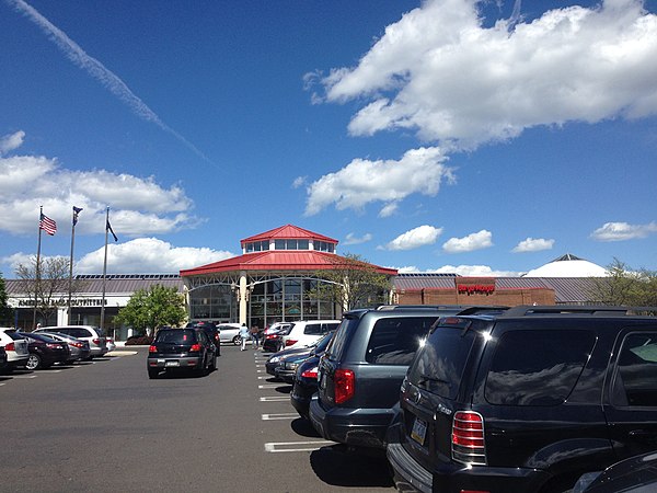 The third-floor carousel entrance of the Willow Grove Park Mall, 2016