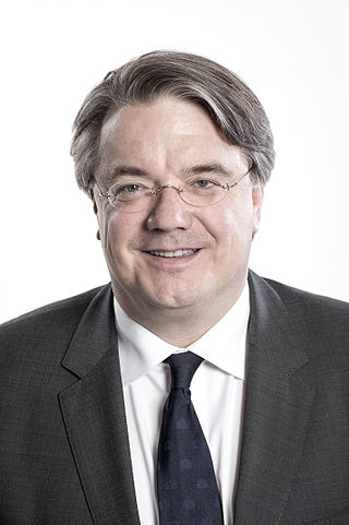 <span class="mw-page-title-main">Wim van de Donk</span> Dutch politician and academic