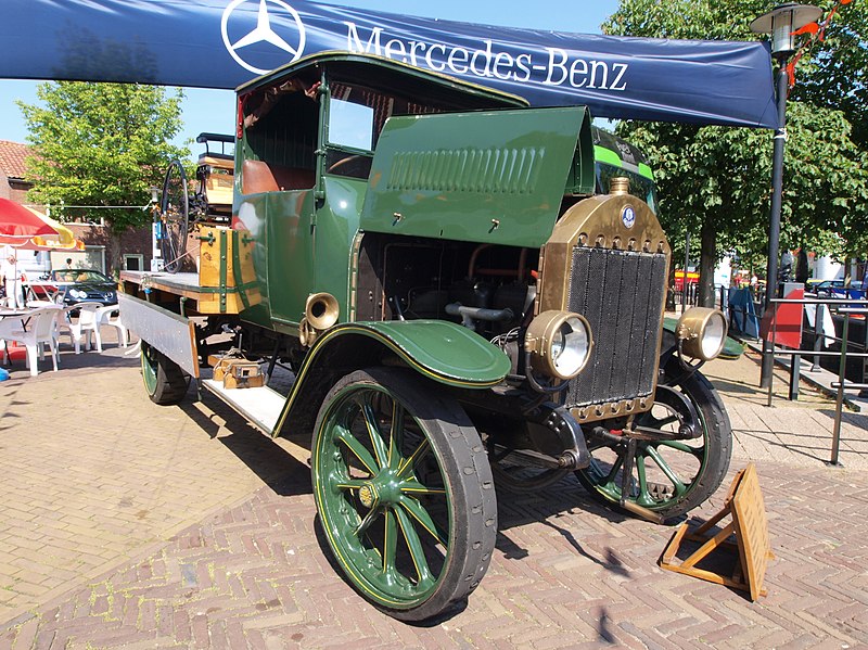File:1920 Benz K70 at the SPECIAAL Auto Evenement Nijkerk 2011, pic2.JPG